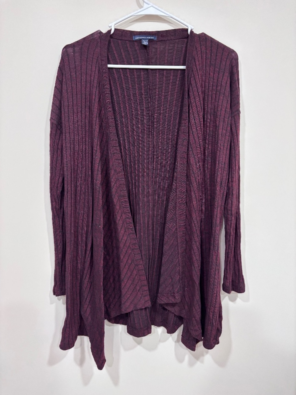 WOMEN'S AMERICAN EAGLE CARDIGAN SIZE M